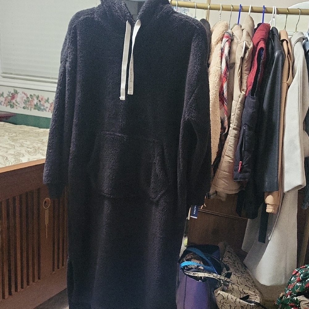 Joyspun Fleece Hooded Loungewear